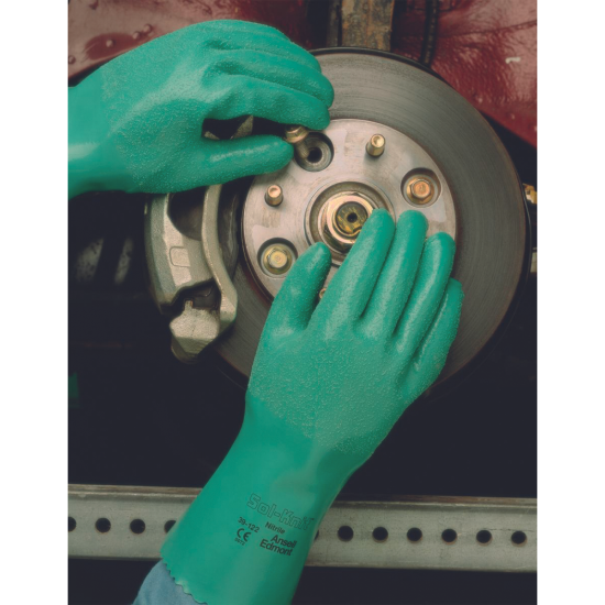 8949349154846-01100052_SolKnit 39-122 Application - Inserting Bolts in Wheel.tif.png